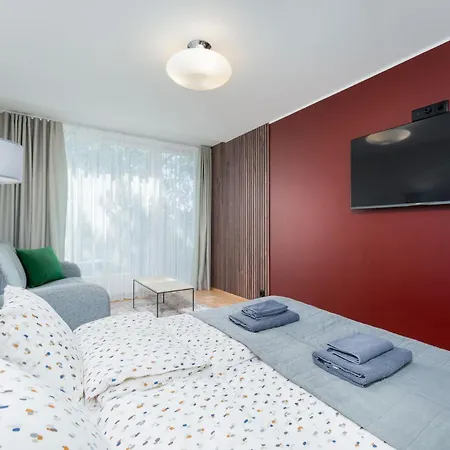 Lovely Aisa | Balcony Apartment *
